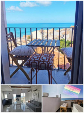 IDDA, Vista Mozzafiato e Mare Dentro Casa